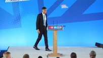 Election 2024: Man arrested after ‘cement’ thrown at Nigel Farage