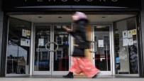 Roman: Retailer behind viral dress that ‘broke the internet’ posts record sales