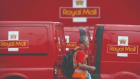 Kretinsky mulls giving Royal Mail staff a stake as part of £3.6bn deal